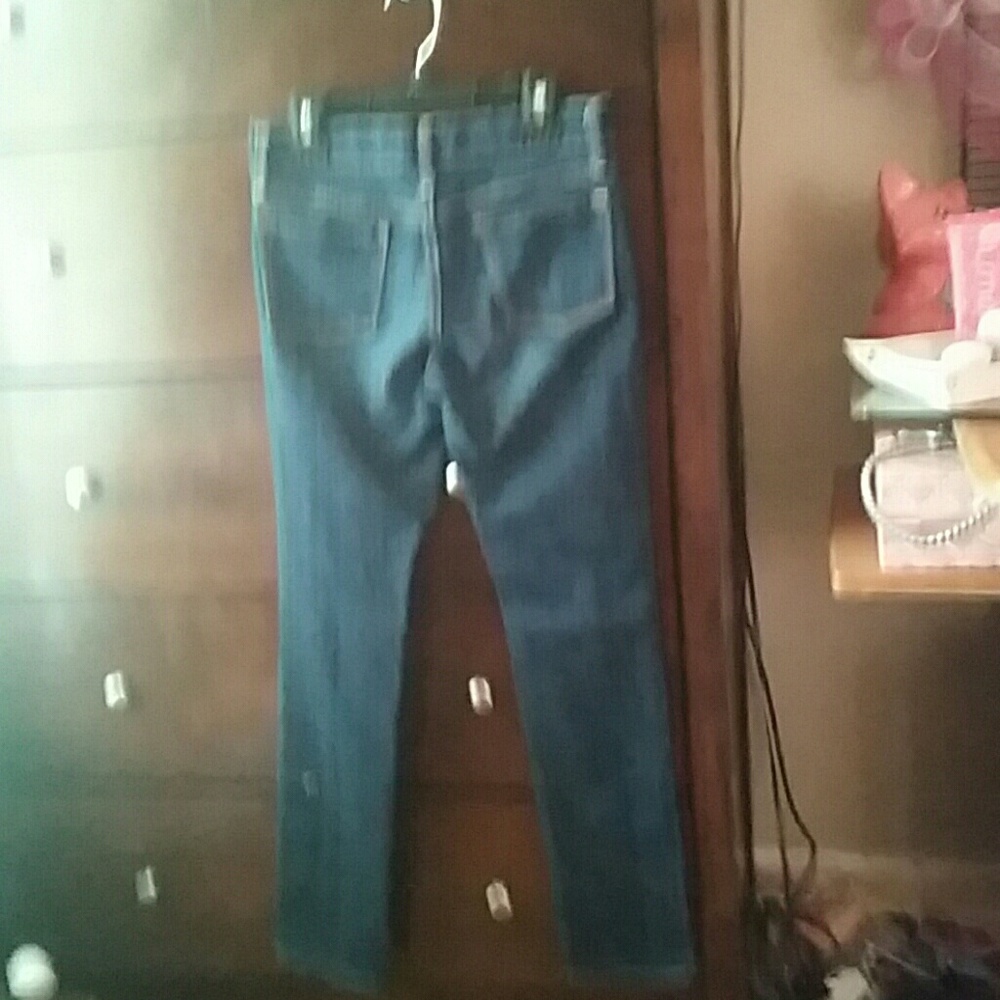 Blue jeans - Picture 2 of 2